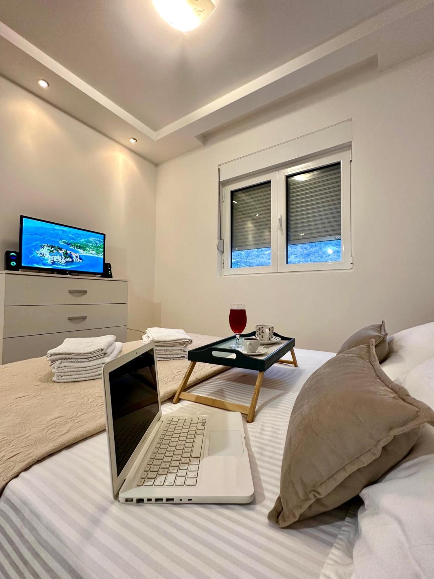 Lux Superior Apartment 120M2 In Heart Of Budva Exterior foto